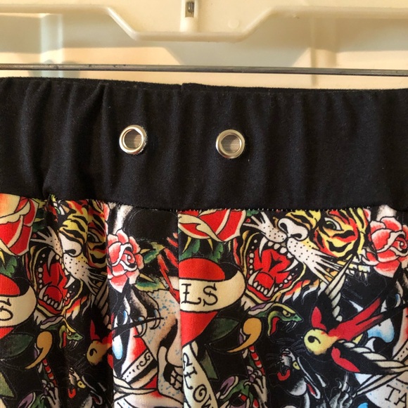 Ed Hardy Love Kills Slowly Women’s Lounge Joggers in Size Medium - Picture 3 of 6